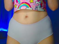 Hi, I like to have fun and play with pussy.