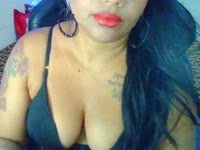 adoro provocar, te despir com prazer, adoro exibir meus peitos grandes, minha bunda grande e minha buceta... adoro conversar e te conhecer profundamente! Quero ser sua namoradinha e realizar seus desejos e fetiches....