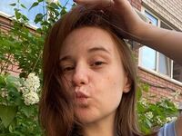 naked webcamgirl photo ArleighHankins