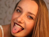 naughty camgirl BelleCox