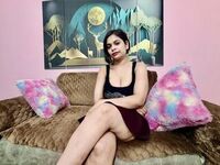cam girl playing with vibrator CaseySymonds