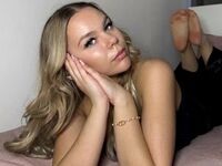 nude cam girl pic DaisyEverly