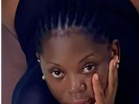 camslut spreading pussy EllaRaye