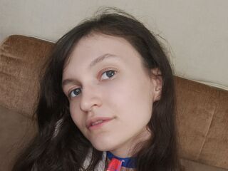 camgirl chatroom MillieStrife