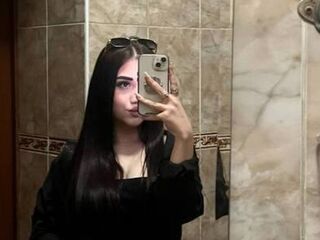 sex webcam ZellaRessler