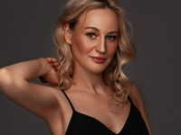 camgirl bdsm cam AbeyAmaze