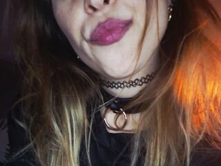 girl slave webcam LilliSmell