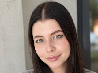 topless webcam girl AleshiaLeviston