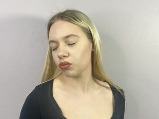 hot strip tease webcam AlicaCafarella