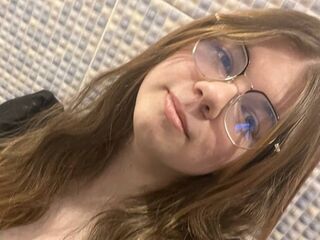 free webcam photo AminaBlooms