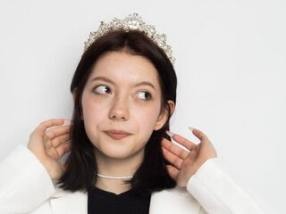 naked girl with cam fingering ArielleTewell