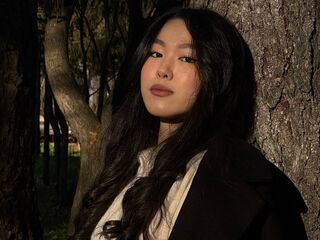 cam girl masturbating with dildo AudryGaumond