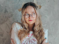 naked cam chatroom BellaMorley