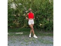 camgirl spreading pussy BellzRosee