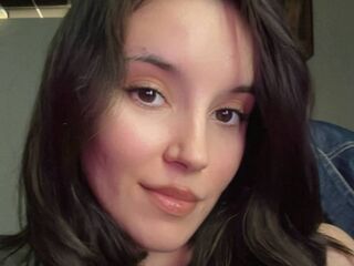 girl fingering shaved pussy BirdieBirchett