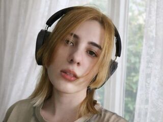 girl cam nude CarlHanchett