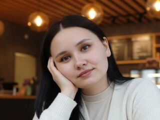 live teaser webcam CathernKorwin