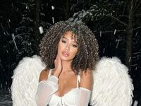 chat room live show CelineCherie