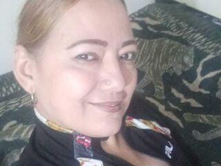 camgirl live ClauTaylor