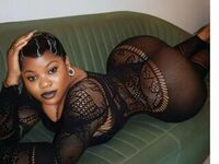 camwhore masturbating with dildo DaniellaBrow