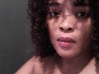 livecam chat DelicateDiamond