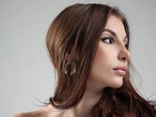 shaved pussy cam DionnaTalone