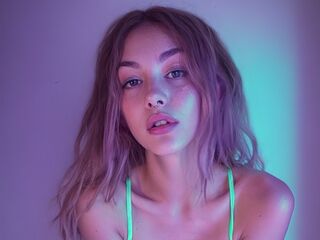 camslut topless DominicaAtom
