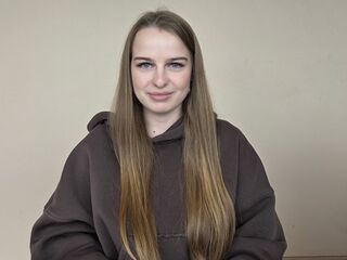 camgirl playing with sex toy DonetteSally