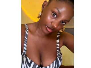 live chatroom EleanorVee