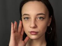 hot striptease web cam EllynDarvish