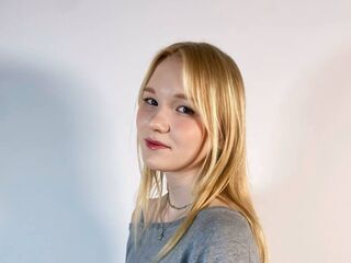 fingering cam slut ElmaKinnunen