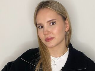 nude cam girl pic EmeritaParra