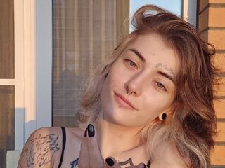 adultcam GoldenLips