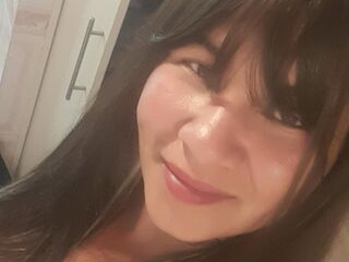 naughty camgirl masturbating GrettyRoss