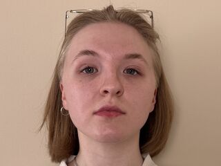 beautiful cam girl HienRosse