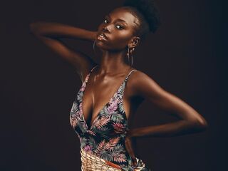 real live cam picture IssaJenner