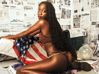 naked webcamgirl IvoryKiwi