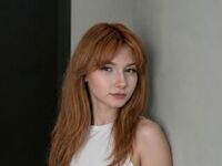 camgirl masturbating with sex toy JeniceRadulescu