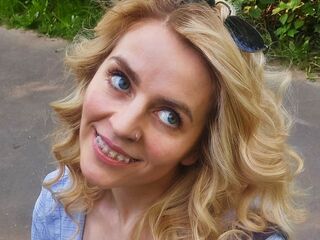 fingering webcamgirl picture JulietteKramer