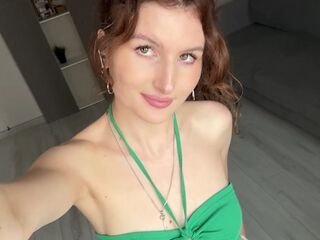 hot girl live web cam KarmenZeinert