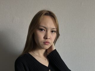 naked webcam girl KatrinaMogle