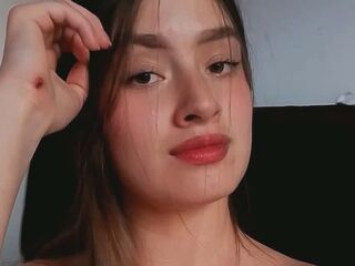 hot naked cam girl KendalCortes