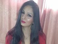 naked girl with webcam fingering pussy KrissDesire