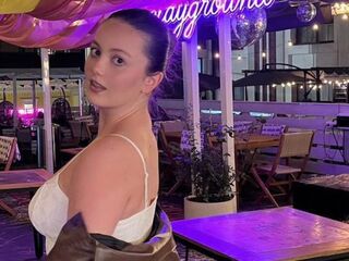 camwhore masturbating KyleeBig