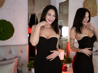 camwhore shaving pussy KylieMaddox