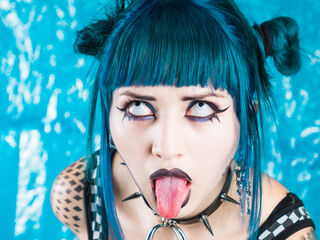 masturbating webcamgirl LaurentMason