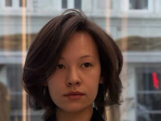 girl cam LauretteBumba