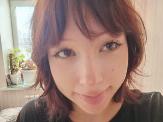 naughty camgirl LeonaMuchow