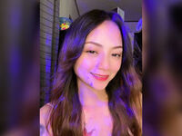 beautiful webcamgirl LexPinay