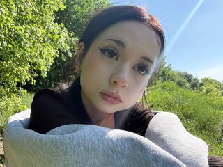 hot girl webcam LouiseUsie